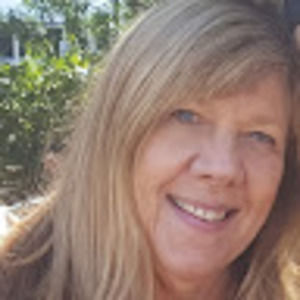 Meet your Posher, Lindy